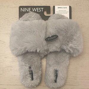 NWT Nine West Soft Gray Slippers